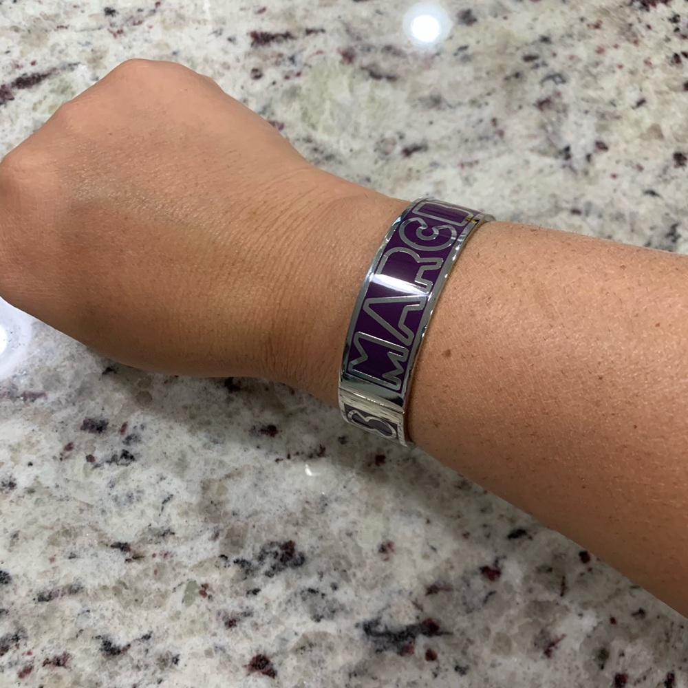 NWOT MARC BY MARC JACOBS PURPLE/SILVER BANGLE